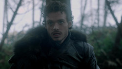 extant_GameOfThrones_1x06-AGoldenCrown_1112