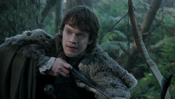 extant_GameOfThrones_1x06-AGoldenCrown_1173