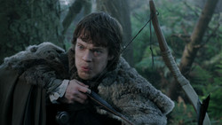 extant_GameOfThrones_1x06-AGoldenCrown_1179