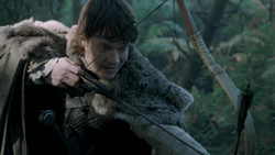 extant_GameOfThrones_1x06-AGoldenCrown_1200