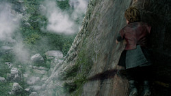 extant_GameOfThrones_1x06-AGoldenCrown_1233