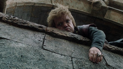 extant_GameOfThrones_1x06-AGoldenCrown_1243