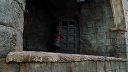 extant_GameOfThrones_1x06-AGoldenCrown_1283