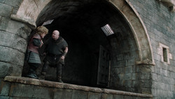 extant_GameOfThrones_1x06-AGoldenCrown_1299