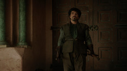 extant_GameOfThrones_1x06-AGoldenCrown_1364