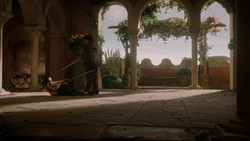 extant_GameOfThrones_1x06-AGoldenCrown_1450