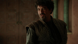 extant_GameOfThrones_1x06-AGoldenCrown_1464