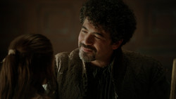 extant_GameOfThrones_1x06-AGoldenCrown_1516