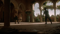 extant_GameOfThrones_1x06-AGoldenCrown_1545