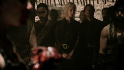 extant_GameOfThrones_1x06-AGoldenCrown_1588