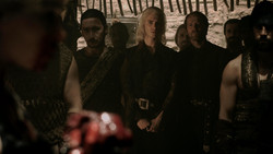 extant_GameOfThrones_1x06-AGoldenCrown_1590