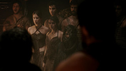 extant_GameOfThrones_1x06-AGoldenCrown_1610