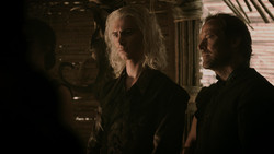 extant_GameOfThrones_1x06-AGoldenCrown_1644