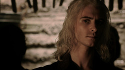extant_GameOfThrones_1x06-AGoldenCrown_1699