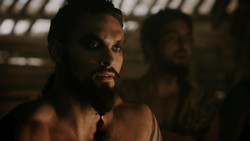 extant_GameOfThrones_1x06-AGoldenCrown_1724