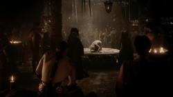 extant_GameOfThrones_1x06-AGoldenCrown_1727