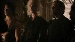 extant_GameOfThrones_1x06-AGoldenCrown_1780