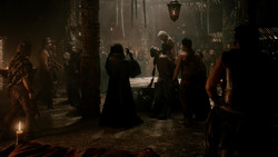 extant_GameOfThrones_1x06-AGoldenCrown_1891
