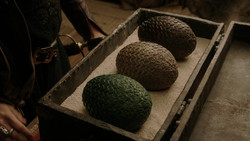 extant_GameOfThrones_1x06-AGoldenCrown_1944
