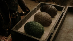extant_GameOfThrones_1x06-AGoldenCrown_1945