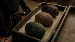 extant_GameOfThrones_1x06-AGoldenCrown_1946