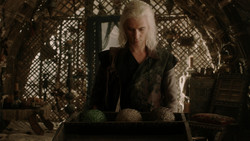 extant_GameOfThrones_1x06-AGoldenCrown_1947