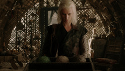 extant_GameOfThrones_1x06-AGoldenCrown_1951