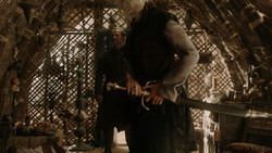 extant_GameOfThrones_1x06-AGoldenCrown_1973