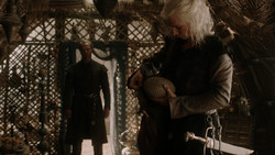 extant_GameOfThrones_1x06-AGoldenCrown_1989