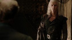 extant_GameOfThrones_1x06-AGoldenCrown_2014