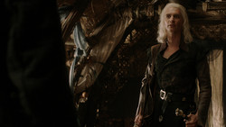 extant_GameOfThrones_1x06-AGoldenCrown_2028