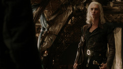 extant_GameOfThrones_1x06-AGoldenCrown_2030