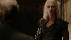 extant_GameOfThrones_1x06-AGoldenCrown_2058