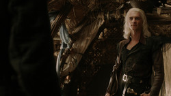 extant_GameOfThrones_1x06-AGoldenCrown_2068