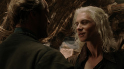 extant_GameOfThrones_1x06-AGoldenCrown_2097