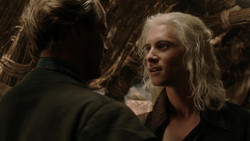 extant_GameOfThrones_1x06-AGoldenCrown_2117