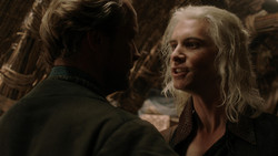extant_GameOfThrones_1x06-AGoldenCrown_2144