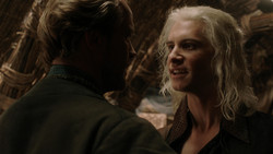 extant_GameOfThrones_1x06-AGoldenCrown_2145