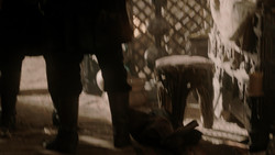 extant_GameOfThrones_1x06-AGoldenCrown_2161