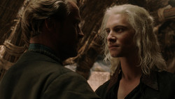 extant_GameOfThrones_1x06-AGoldenCrown_2164