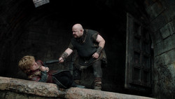 extant_GameOfThrones_1x06-AGoldenCrown_2258
