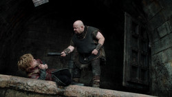 extant_GameOfThrones_1x06-AGoldenCrown_2263