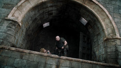 extant_GameOfThrones_1x06-AGoldenCrown_2273