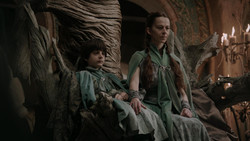 extant_GameOfThrones_1x06-AGoldenCrown_2406