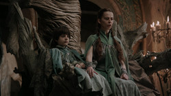 extant_GameOfThrones_1x06-AGoldenCrown_2409