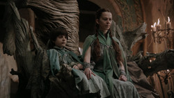 extant_GameOfThrones_1x06-AGoldenCrown_2412