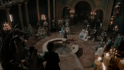 extant_GameOfThrones_1x06-AGoldenCrown_2415