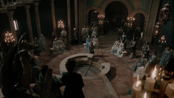 extant_GameOfThrones_1x06-AGoldenCrown_2416