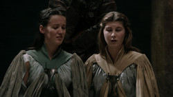 extant_GameOfThrones_1x06-AGoldenCrown_2588