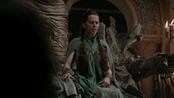 extant_GameOfThrones_1x06-AGoldenCrown_2596